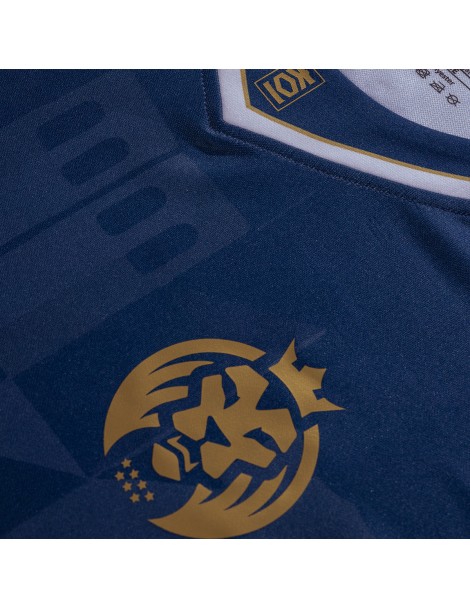 DETALLE-CAMISETA-OFICIAL-MAD-LIONS-KOI-2024-KAPPA-ESPORTS-EQUIPO-COMPETICION-VIDEOJUEGOS-LEC-IBAI-LLANOS