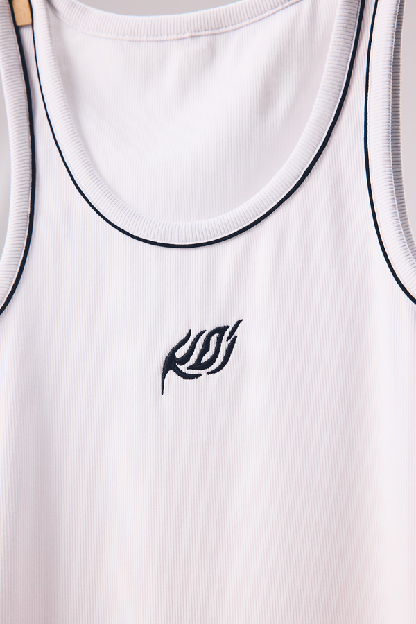 T-Shirts & Top_Woman_GIRLS RIBBED TOP MOVISTAR KOI 2026_Top_White Coconut - Commercial 4