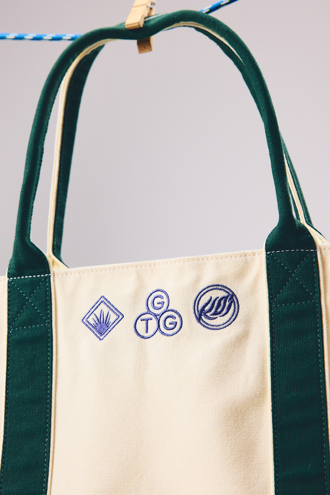 Go Touch Grass Beach Bag main